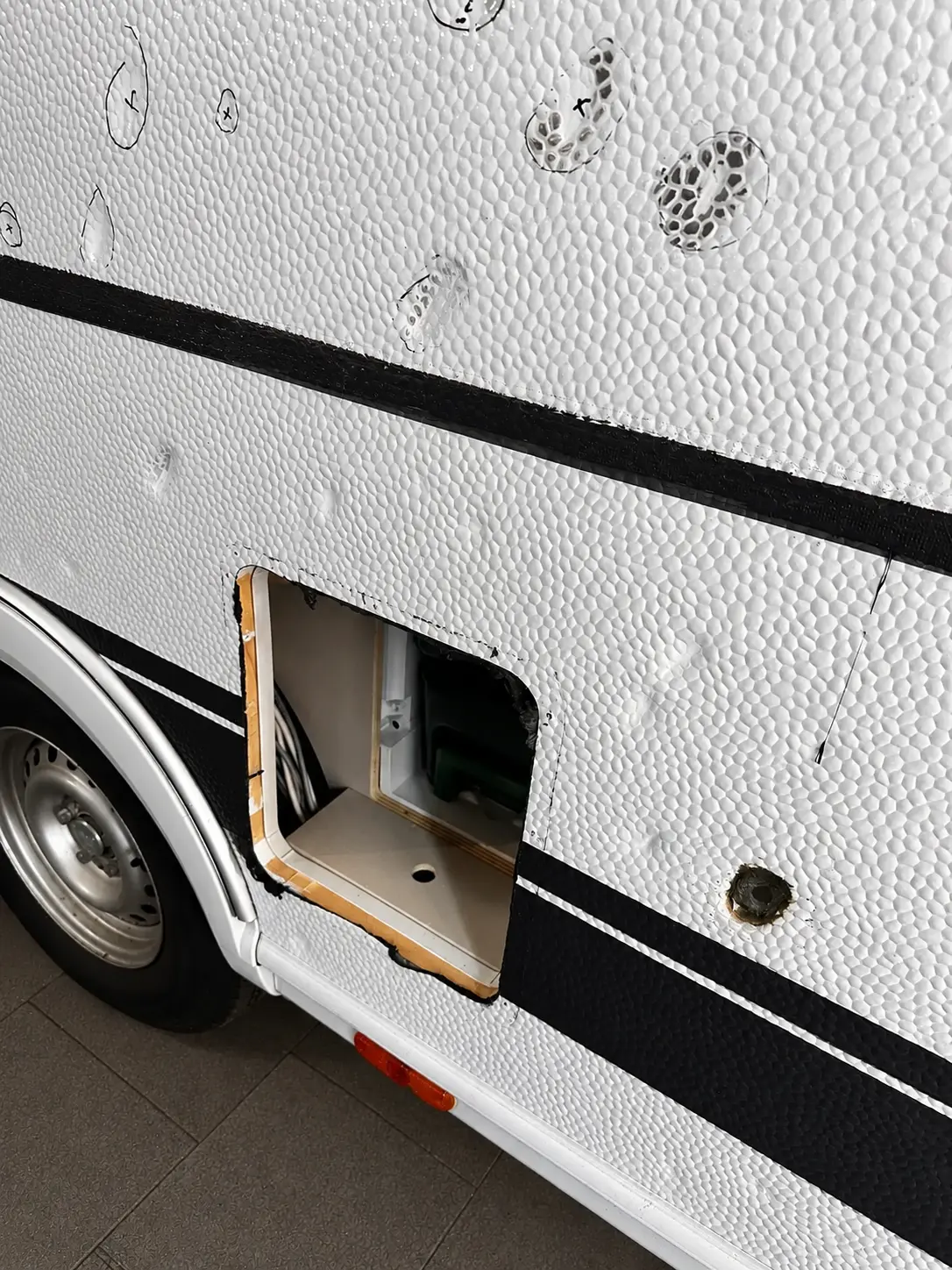 Sidewall reconstruction